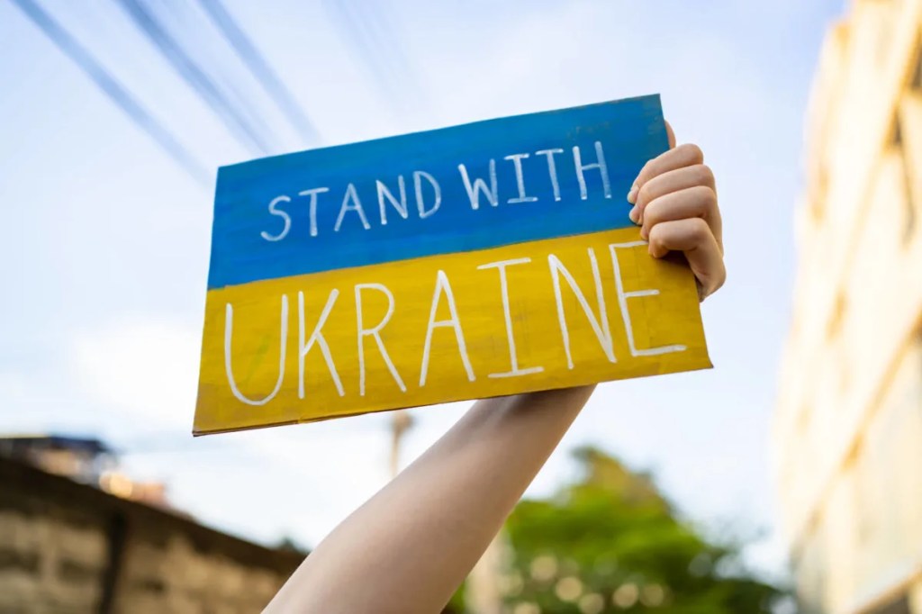 Gov. Whitmer Calls on State Pension Funds to Divest Investments From Russia