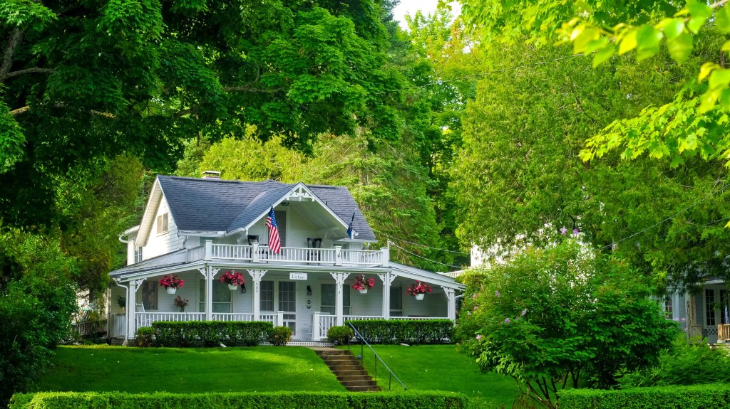 Choose Old-School Bed and Breakfasts for a Trip to Remember