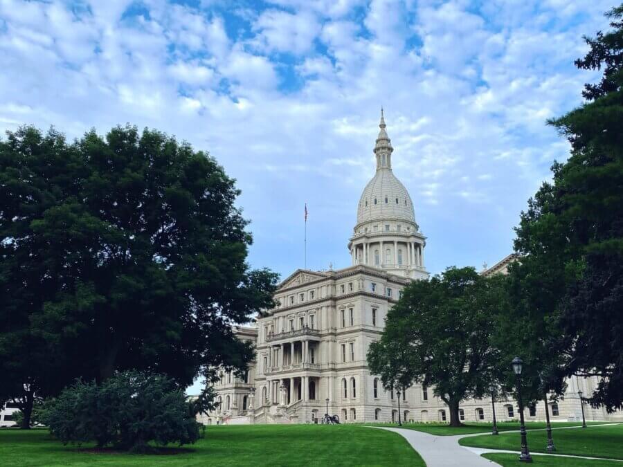 Tax Cut Bill Passes Michigan Senate Without GOP Support