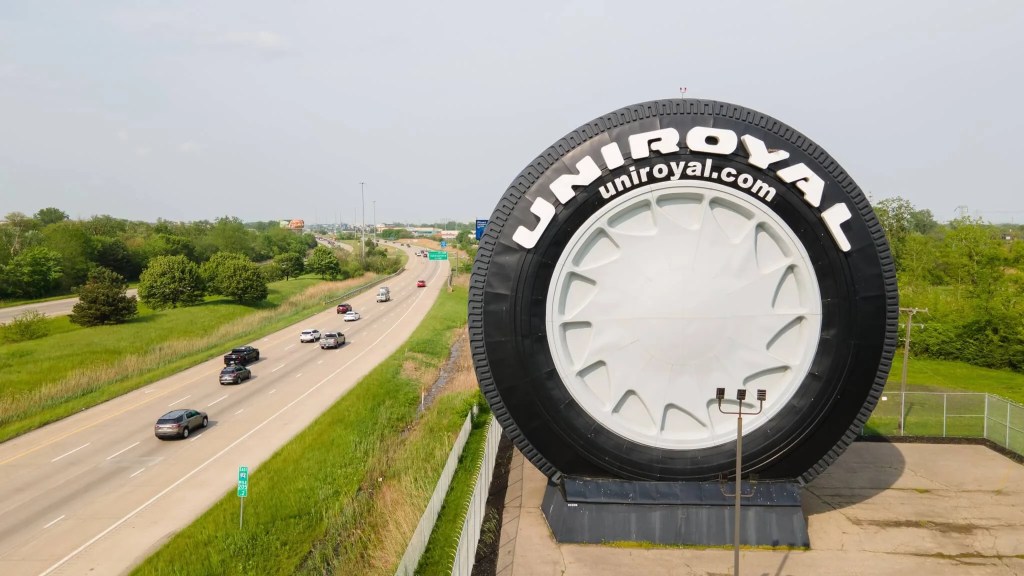 See the World, or See Michigan? Both! Here Are 14 World Records in the Mitten