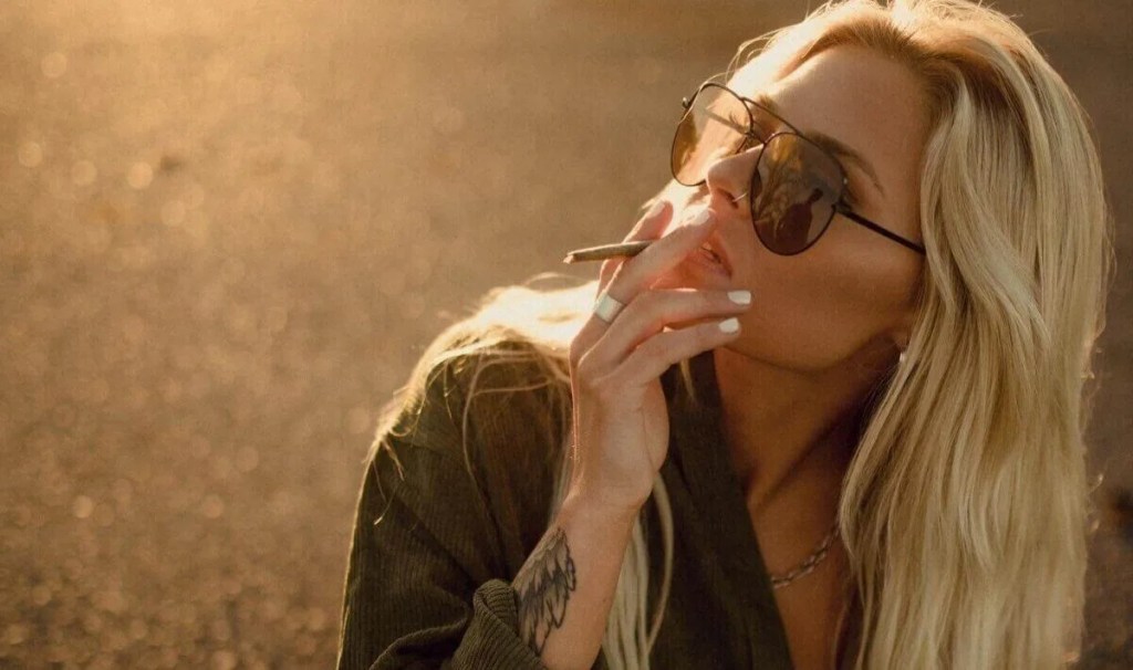 This Country Singer Wants More Michiganders to ‘Wake N’ Bake’