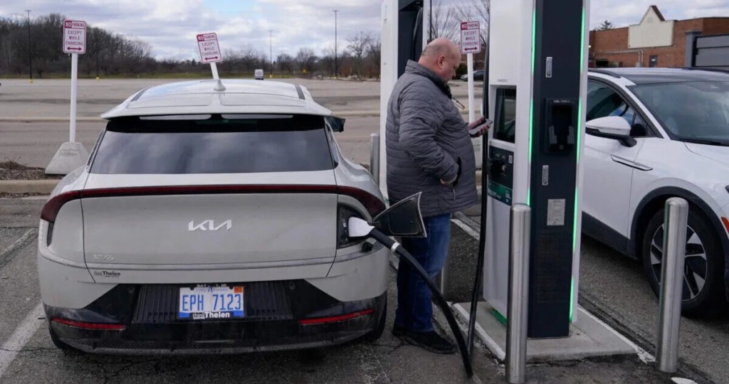 Range Anxiety Relief: Michigan Amps Up Efforts to Build Out Electric Vehicle Charging Network