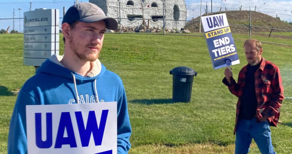 Auto Worker Strike Highlights Disparities Between Temporary and Permanent Employees