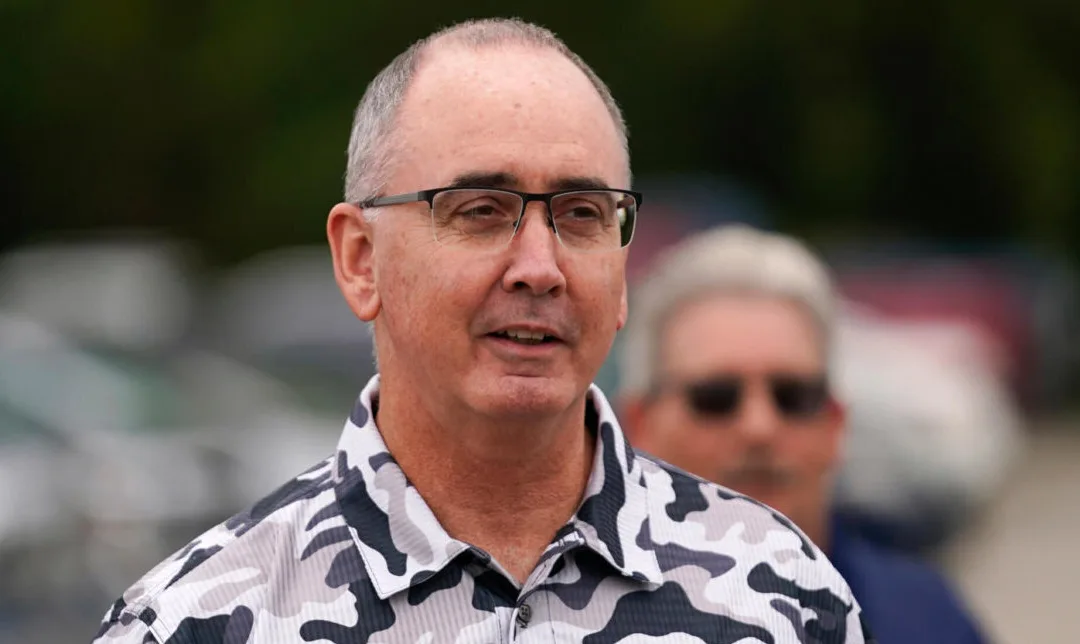 UAW head says union has ‘cards left to play’ as contract negotiations continue