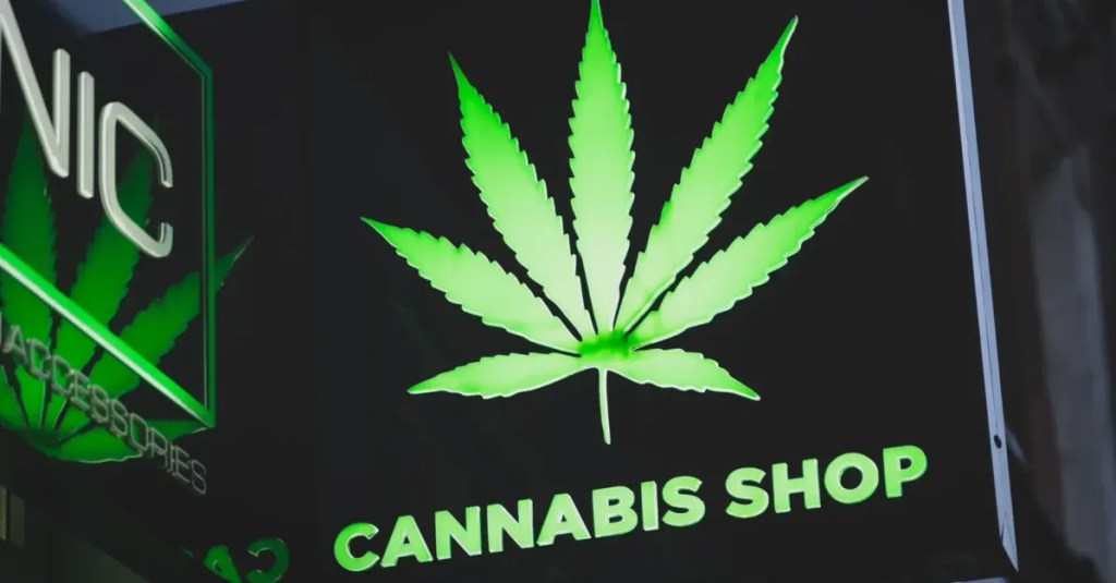 50+ Michigan dispensaries that are open late