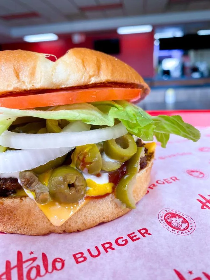 23 of the best olive burger spots in Michigan, according to ‘Gander readers