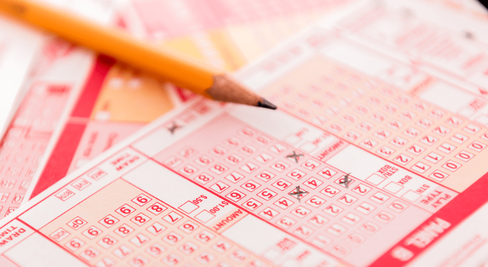 $842 million Powerball ticket sold in Michigan, 1st time the game has been won on New Year’s Day