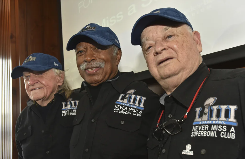 What a comeback! Three longtime friends have attended every Super Bowl—and don’t intend to stop