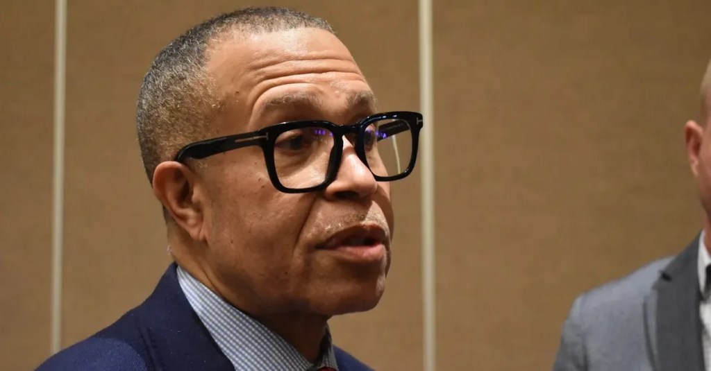 Craig drops out of US Senate race, floats run for Detroit mayor