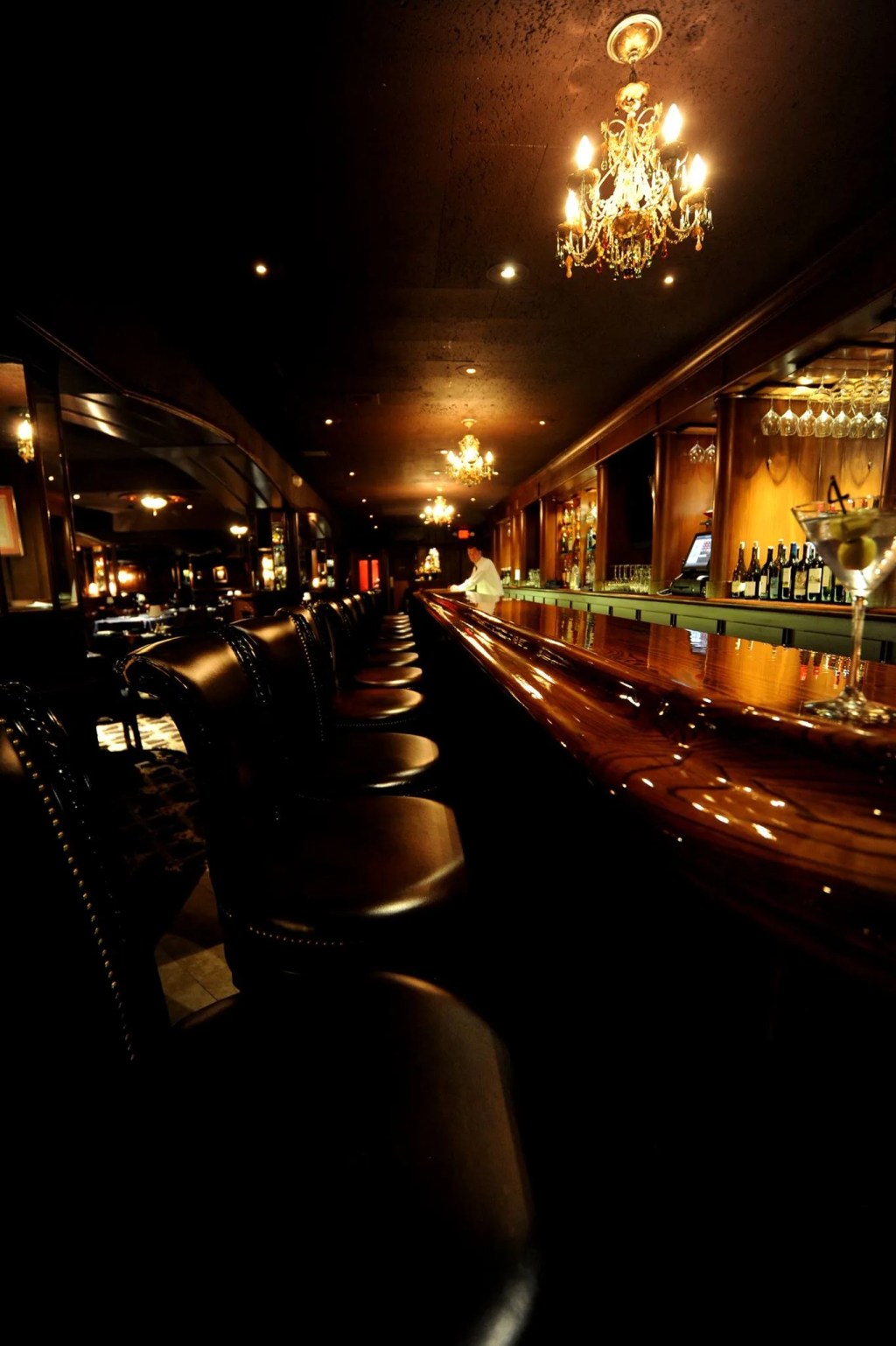 We found the 3 best budget-friendly steakhouses in Detroit