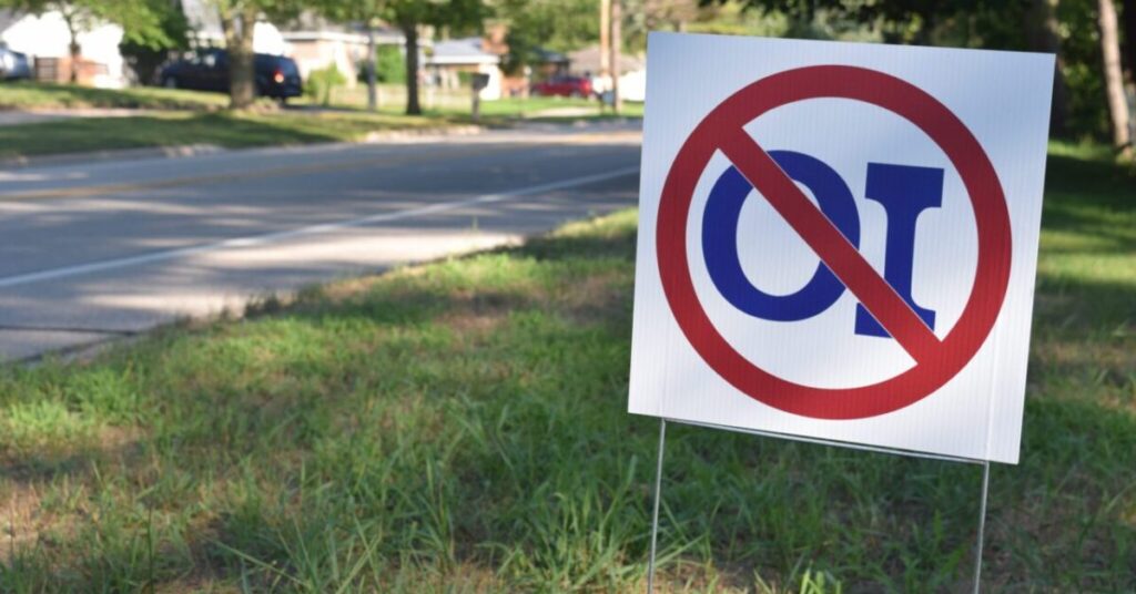 A crack in the Ottawa Impact facade became a hole in the dike Tuesday, as a prominent member of the right-wing evangelical coalition was defeated at the polls.