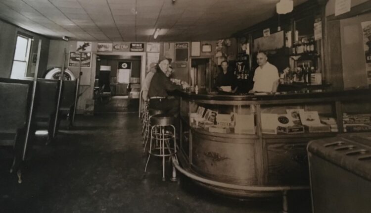 The 16 oldest bars in Michigan