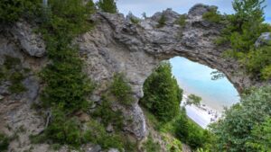 Michigan marvels: 26 must-see natural wonders in the Mitten