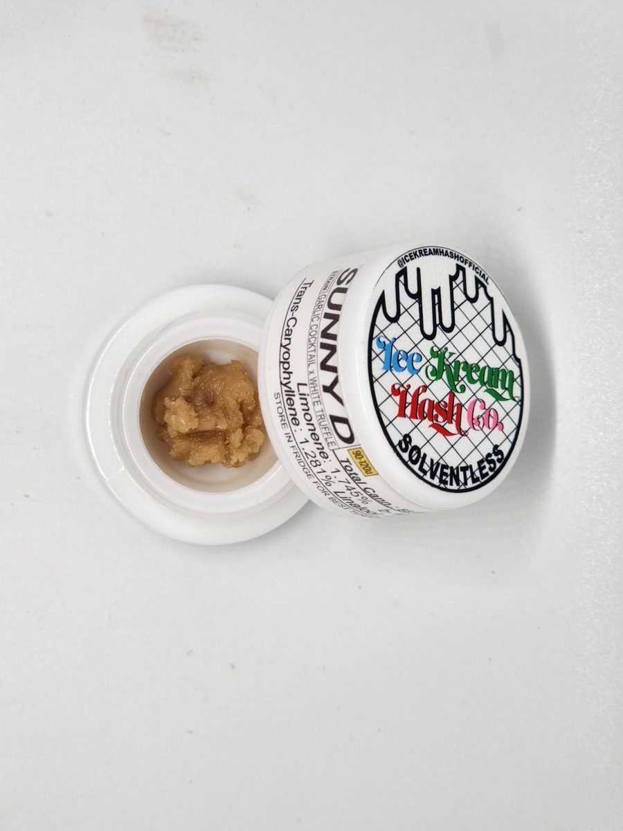 Treat yourself to some of the best top-shelf cannabis offerings in Michigan