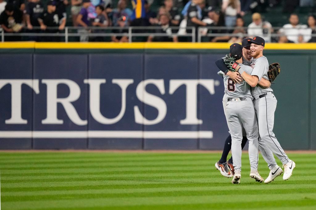 Skubal earns 15th win as the Tigers hand the White Sox their 99th loss with a 13-4 victory