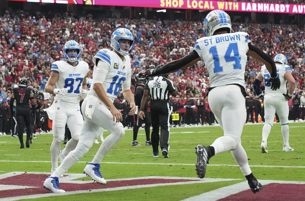 Jared Goff throws 2 TD passes and Lions’ defense slows Kyler Murray in 20-13 win over Cardinals