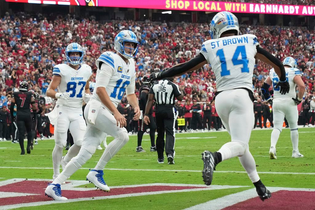 Jared Goff throws 2 TD passes and Lions’ defense slows Kyler Murray in 20-13 win over Cardinals