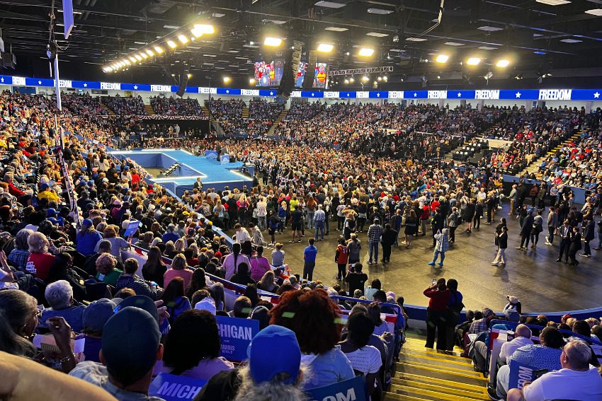 Harris vows to defend Michigan auto manufacturing jobs at massive Flint rally