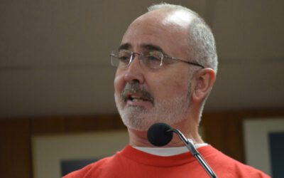 Fain rallies with Stellantis UAW members at Trenton plant ahead of strike authorization vote