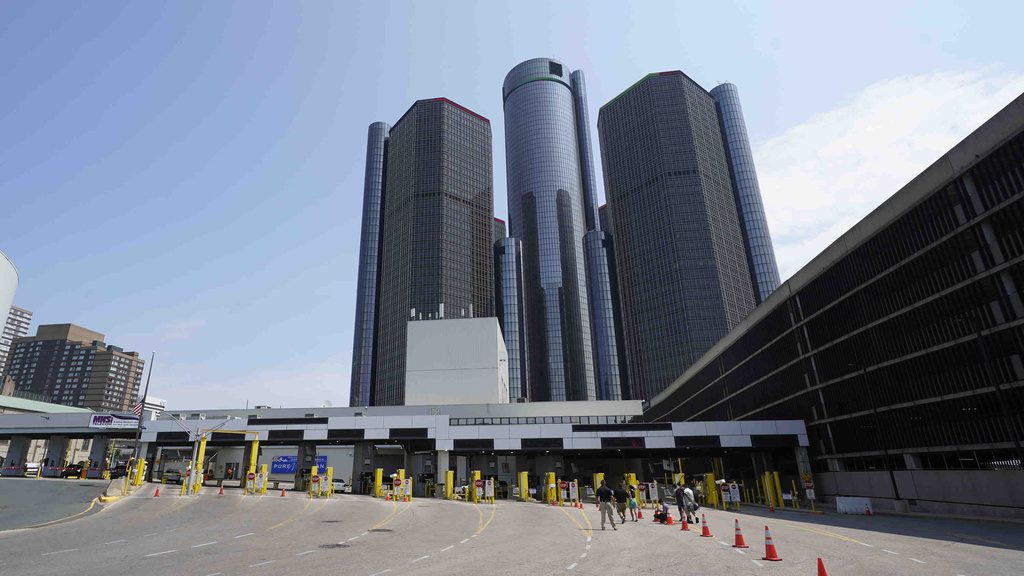 Detroit’s iconic Renaissance Center could see 2 towers razed in $1.6B redevelopment plan