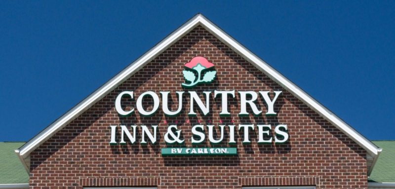 Exterior of a Country Inn & Suites, similar to the one that will be transformed into a family shelter in Kalamazoo County.