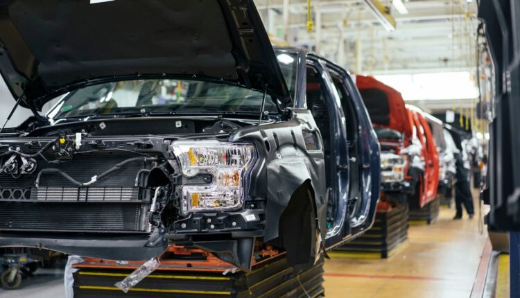 11 Informative AND Fun Factory Tours in Michigan