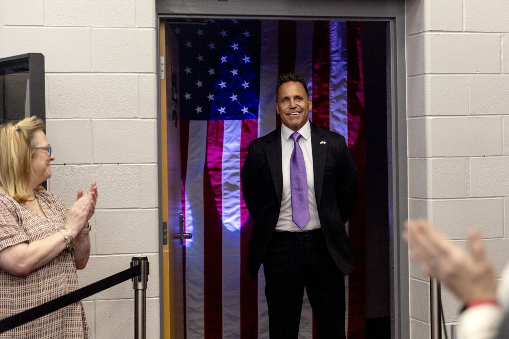 Chris Swanson, prominent sheriff and Democrat, announces run for Michigan governor