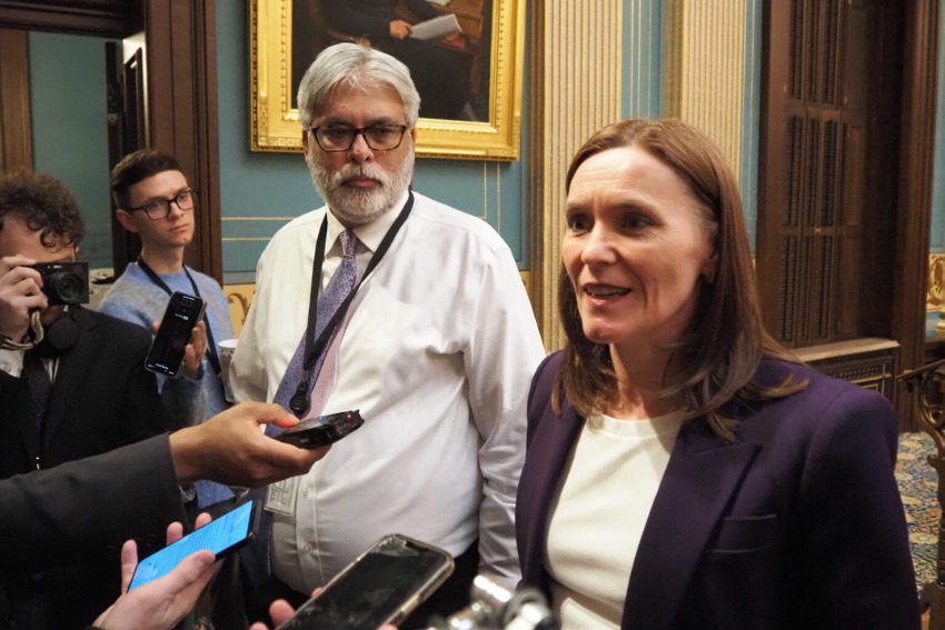 Lawmakers finalize bipartisan deal on tipped wage and sick time hours ahead of deadline