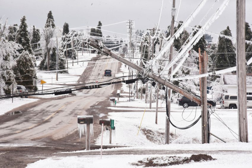 Northern Michigan—no stranger to wild weather—tries to cope with days of no power