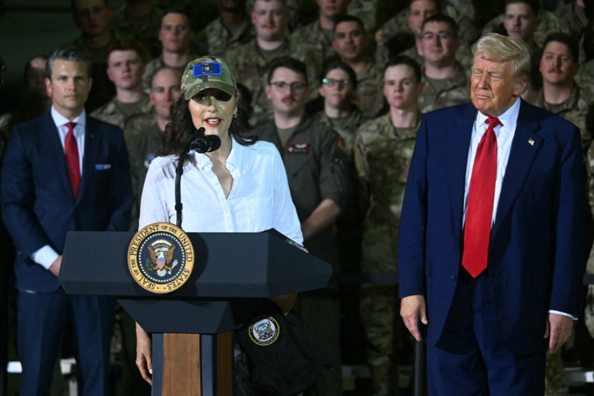 Trump, with Whitmer at his side, announces new fighter wing for Michigan’s Selfridge air base 