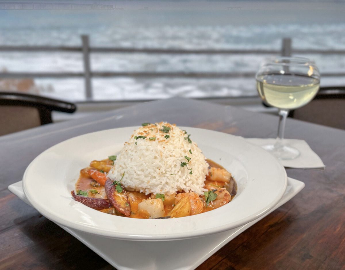 The 15 best waterfront restaurants in Michigan, according to locals