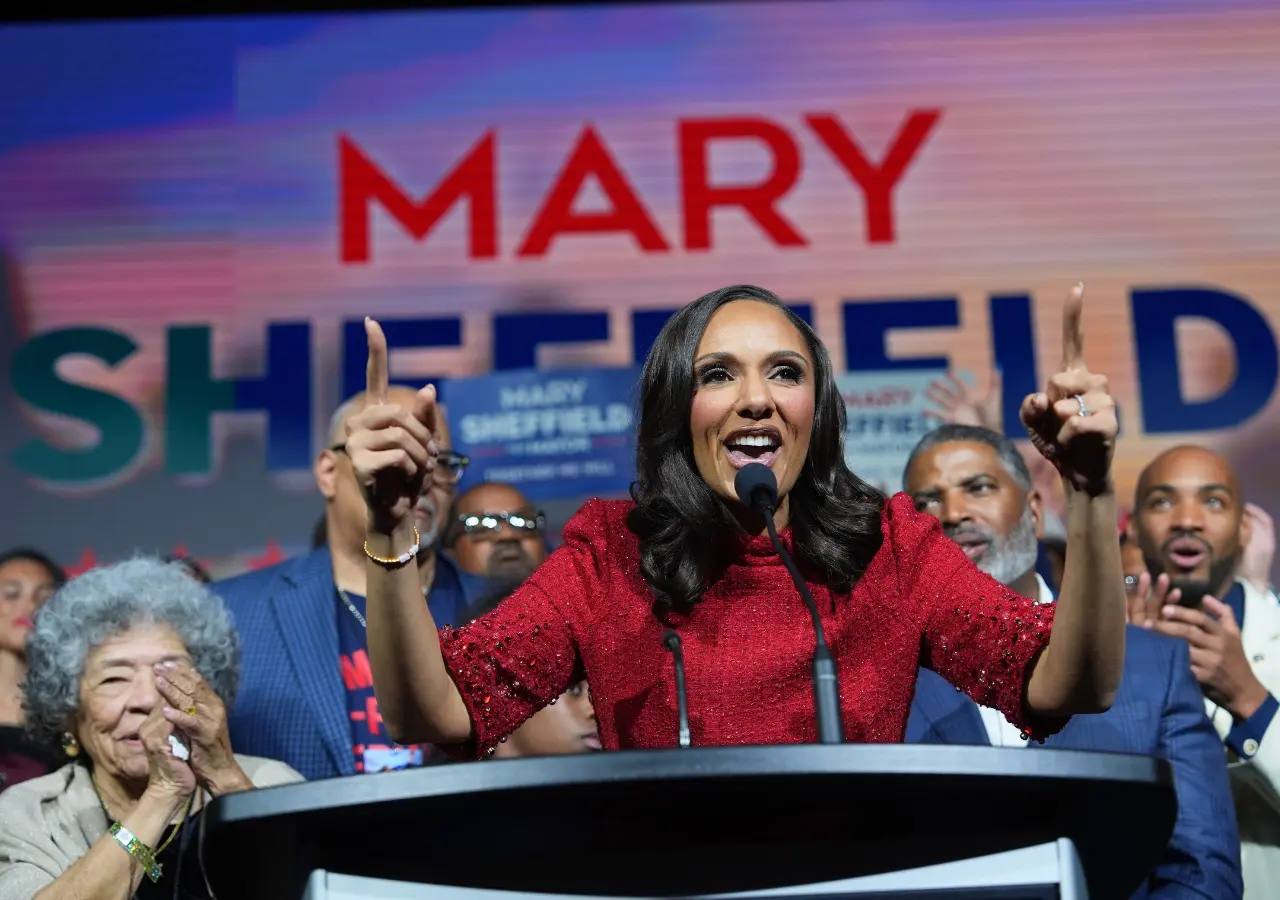 City Council President Mary Sheffield wins election to become Detroit’s first female mayor City Council President Mary Sheffield wins election to become Detroit’s first female mayor