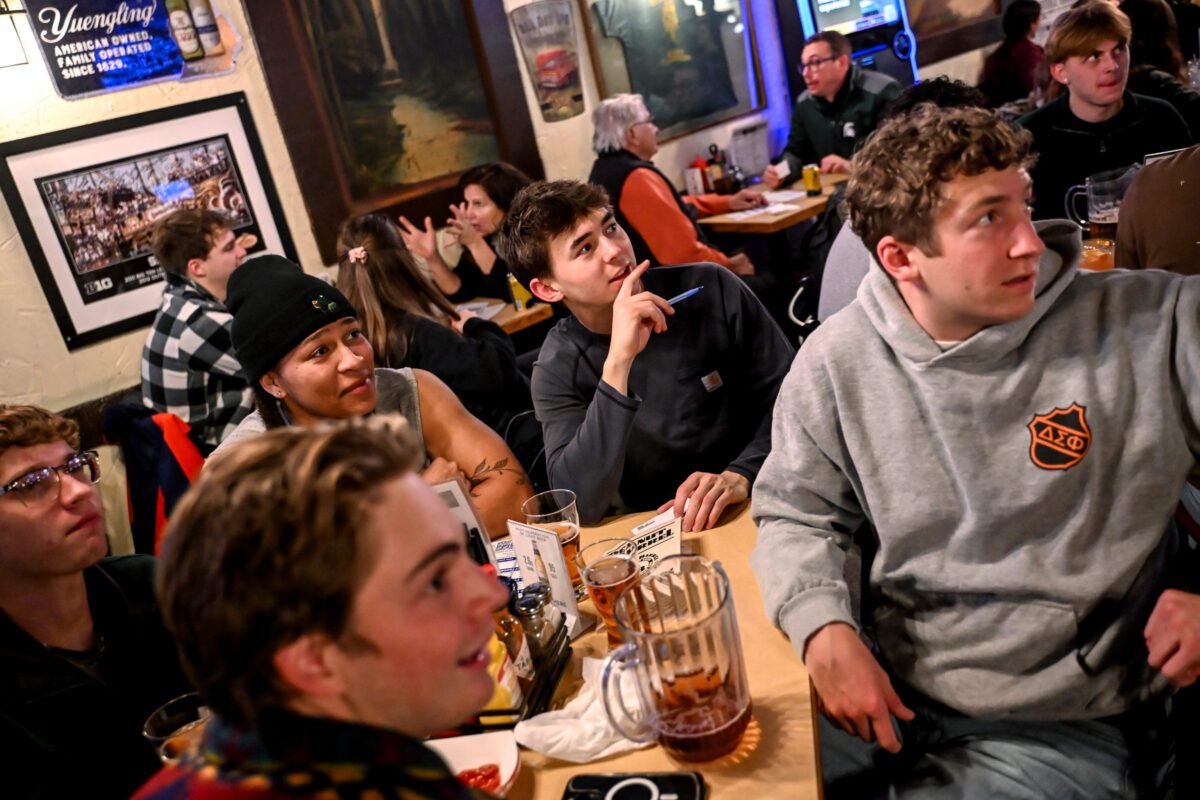 COVID changed dining habits. How Lansing's sit-down restaurants are adapting