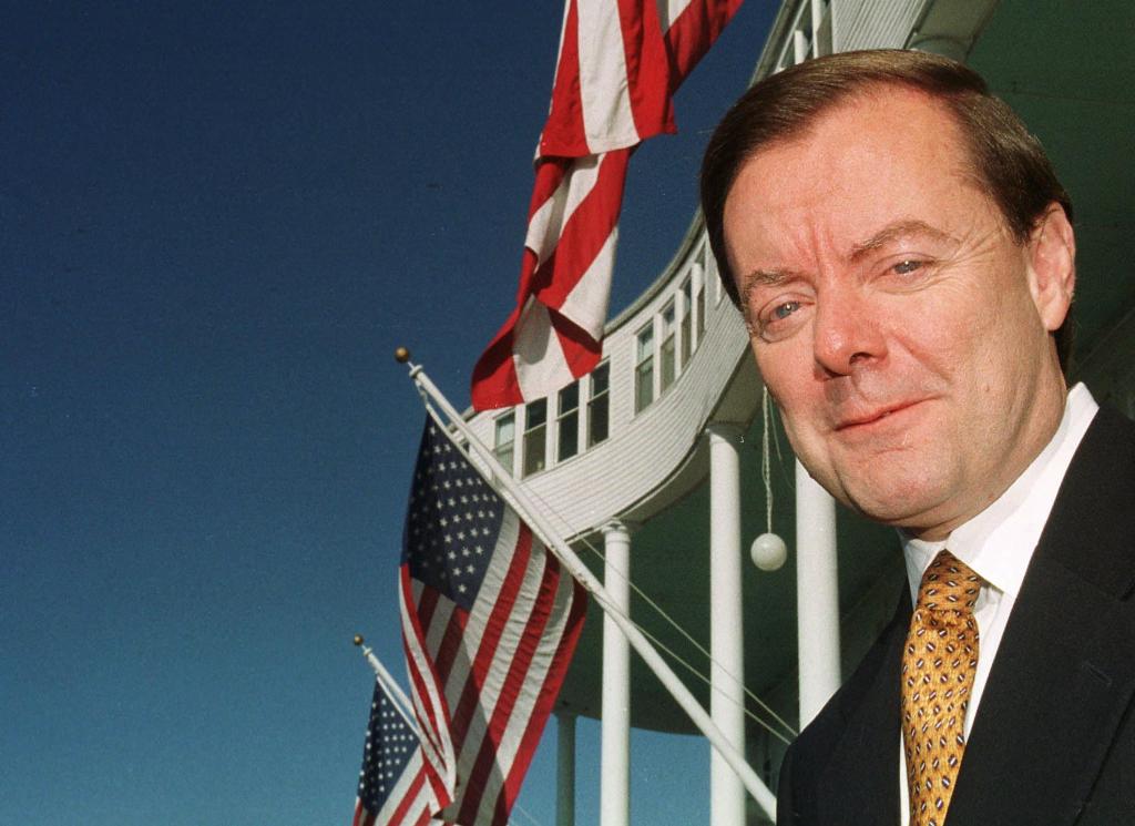 Mackinac Island is full of politicians and corporate cash right now